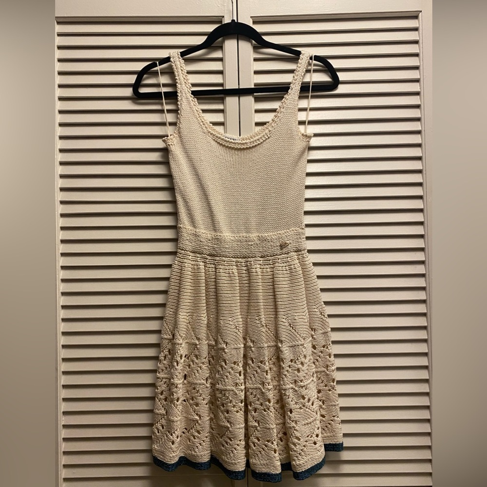 STUNNING!!! Vintage 90’s CHANEL knit/crochet-like creme mini dress size 34